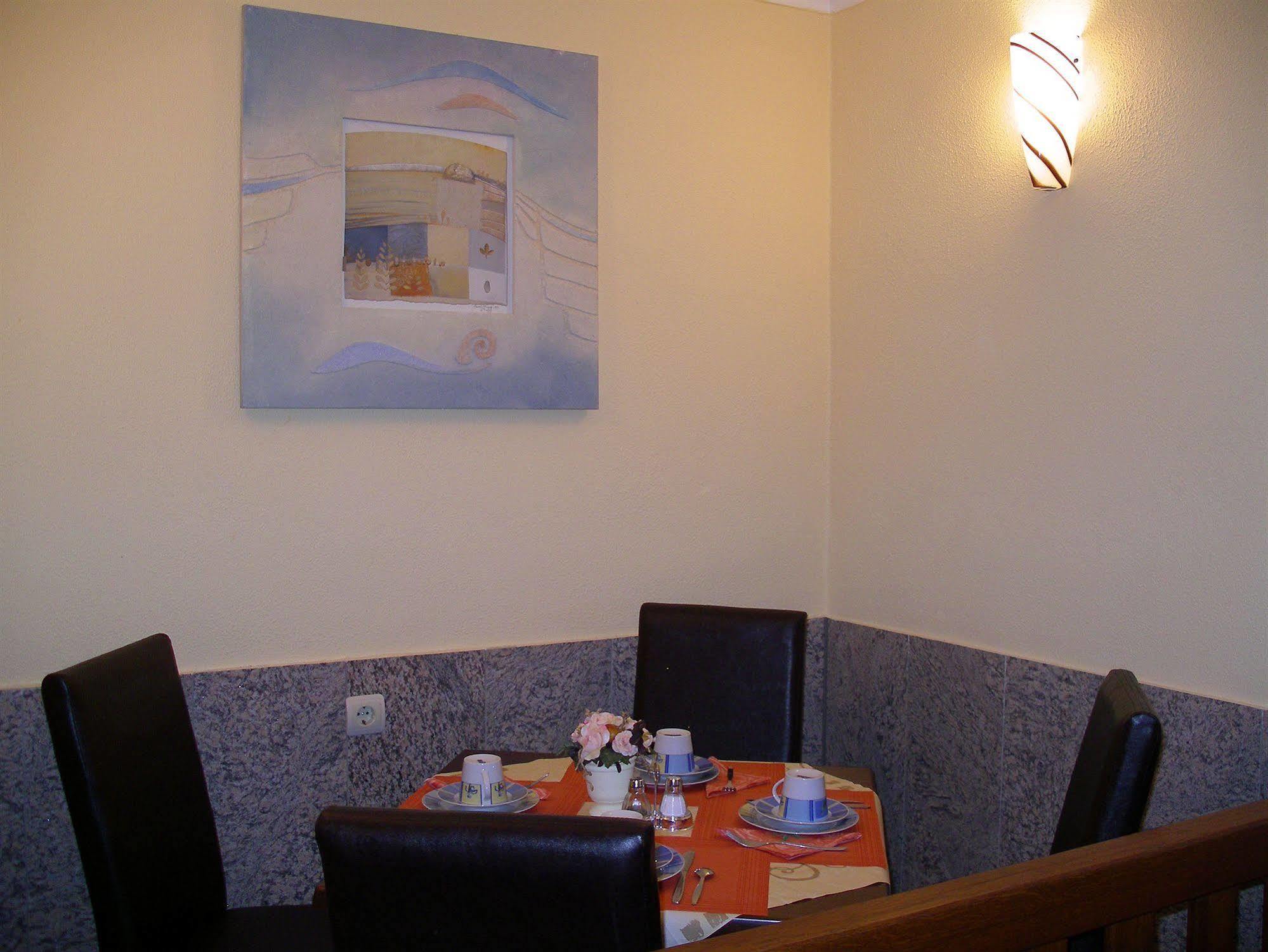 Hotel Elbe Street 34 Франкфурт-на-Майне Экстерьер фото